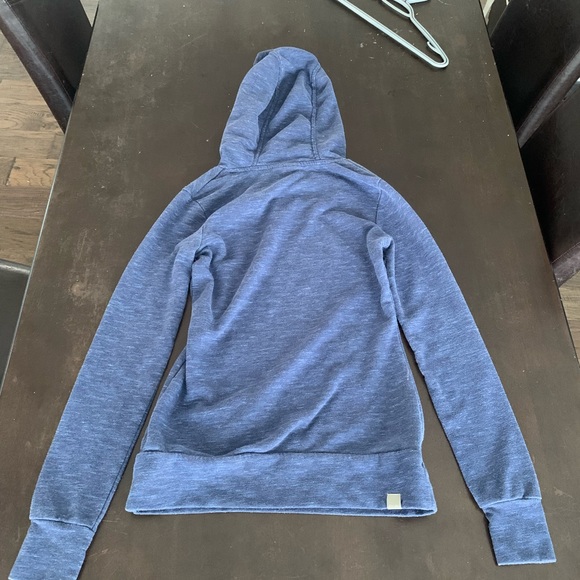 Bench pullover hoodie - Picture 2 of 2